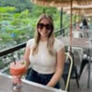 Meet your Posher, Ashlee